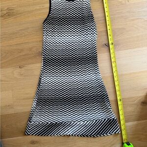 Missoni Black and White Zigzag Pattern